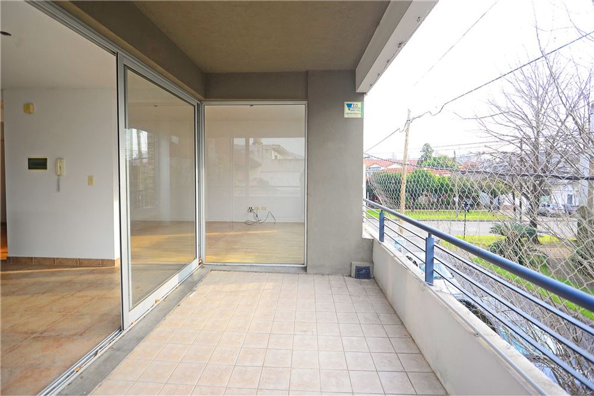 Foto 7 — VENTA DEPARTAMENTO 4 AMB 2 COCHERAS BAULERA BERNAL