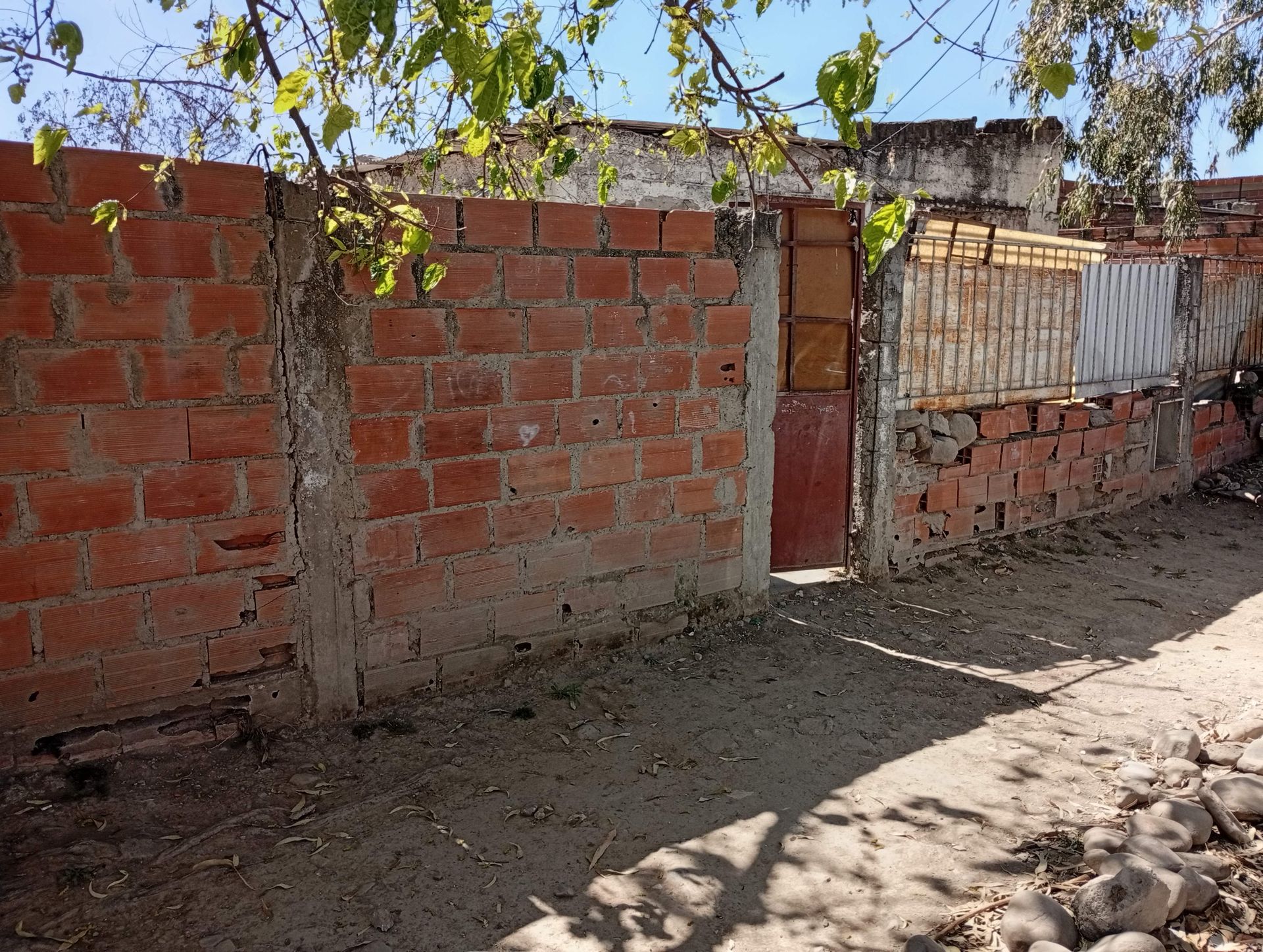 CASA A RECICLAR VENTA ZONA NORTE TERRENO 250 M2 - foto 6