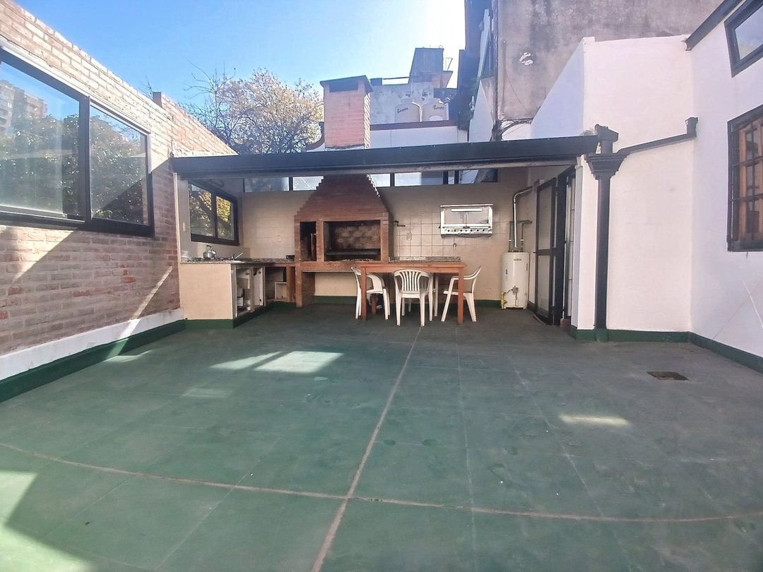 PH en Villa Urquiza con  Quincho y Terraza