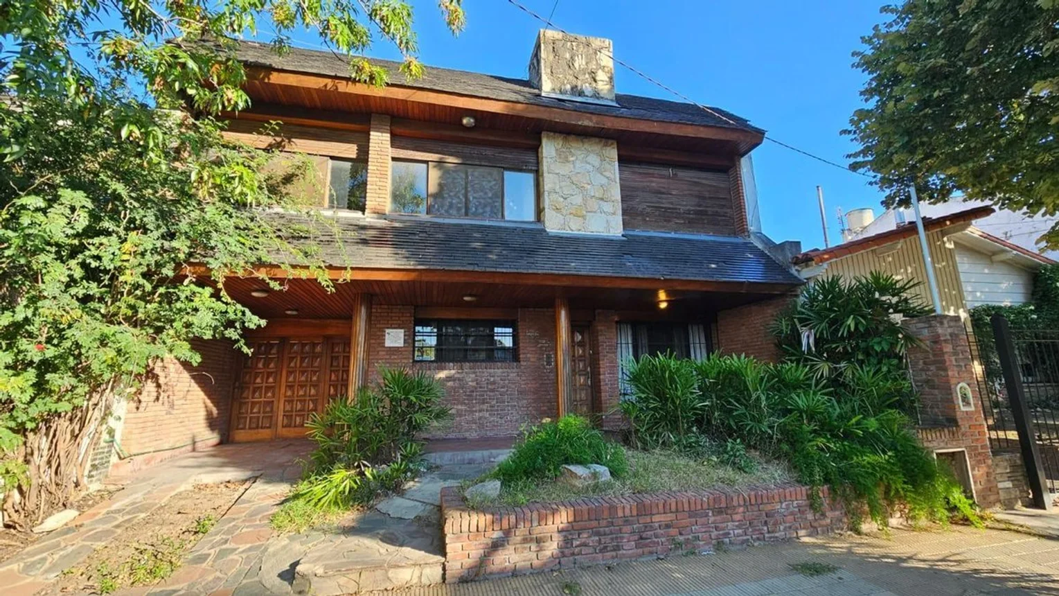 Casa de 6 ambientes en venta en Beccar, General Guido 100, foto 4