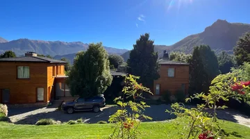 Casa de 6 ambientes  Arelauquen con amplias vistas