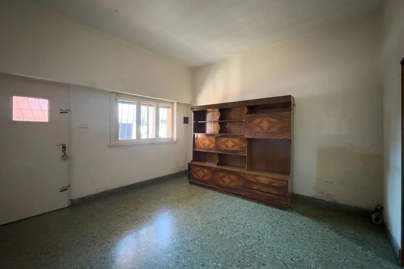 Casa de 5 ambientes en venta en Morón, Carlos Calvo 2500, foto 5