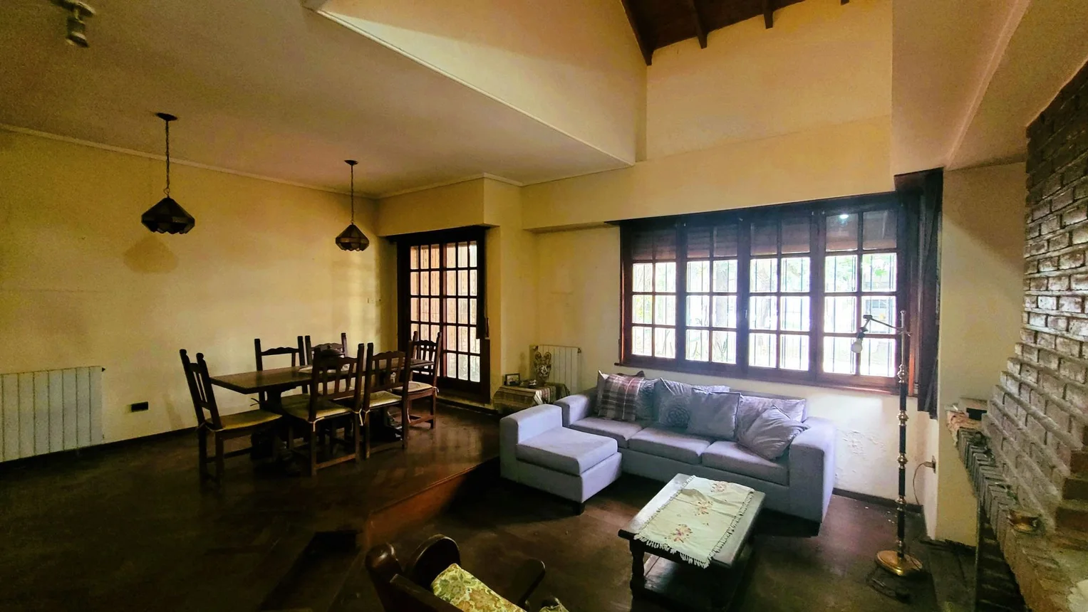 Casa de 5 ambientes en venta en Temperley, Solís 0, foto 2