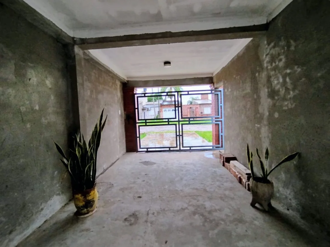 Casa 4 dormitorios y patio en santo tome, foto 4