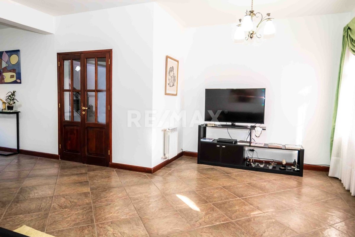CASA 4 DORMITORIOS VENTA TRES CERRITOS CON PILETA - foto 10
