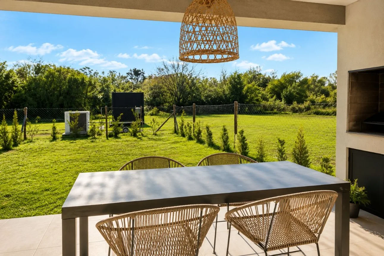 Casa dúplex de 5 ambientes en venta en Garín, Los Lobos 700, foto 2