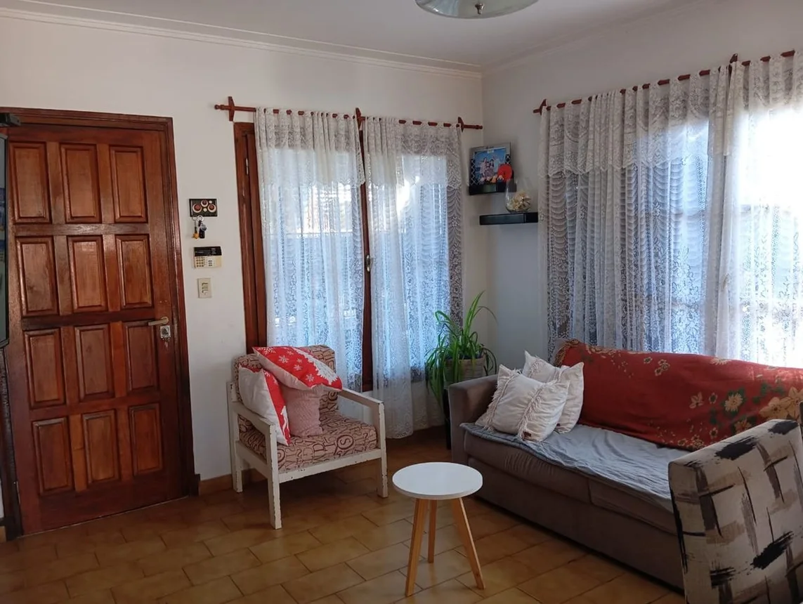 Casa de 3 ambientes en venta en Mar del Plata, Pesquero Palma Madre 3300