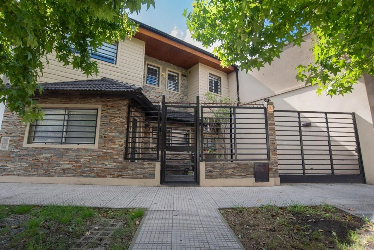 Casa en venta en Santos Lugares, Asamblea 4200