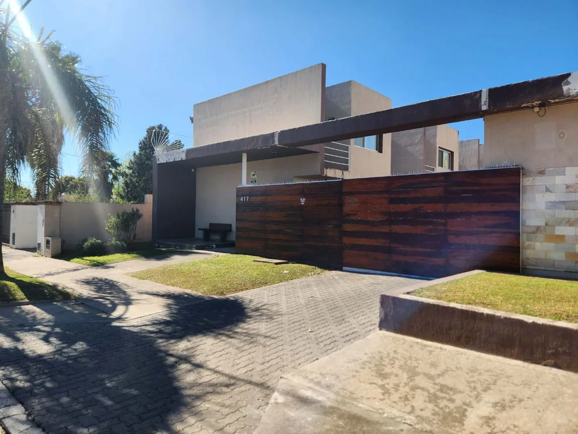 Casa tríplex en venta en Villa Carlos Paz