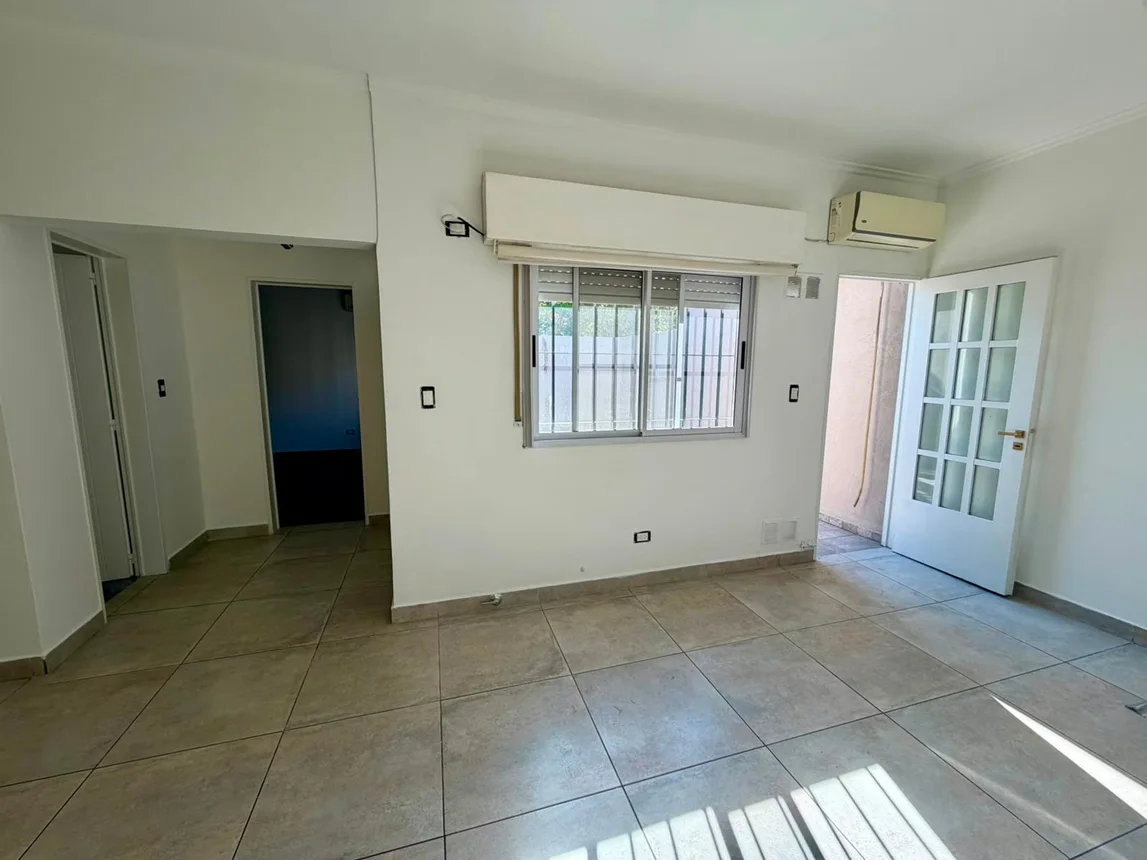 PH de 2 ambientes en venta en San Andrés, Bolivia 2700, foto 5