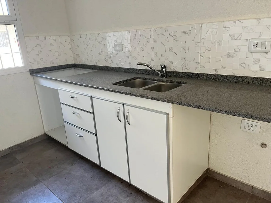 Departamento de 2 ambientes en venta en Pilar, Uruguay 1300, foto 4