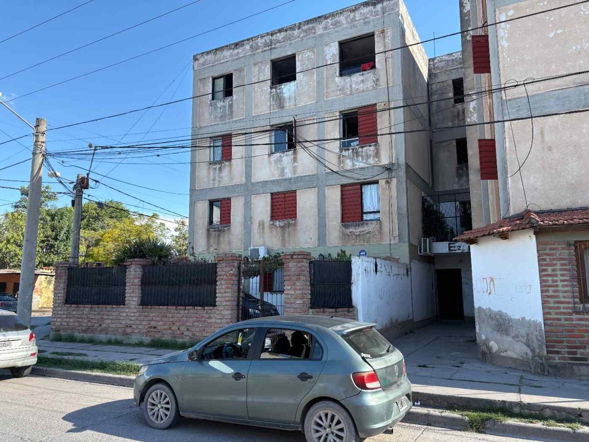 DEPARTAMENTO VENTA BARRIO BANCARIO ZONA SUR 3 DORM - foto 11
