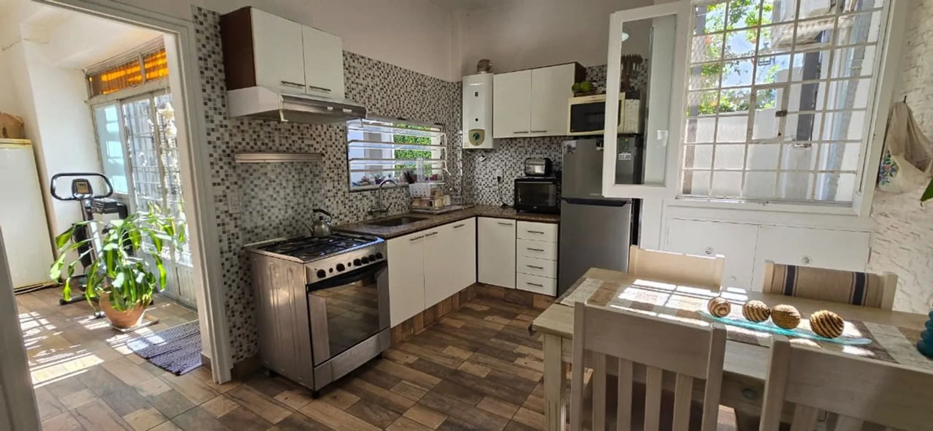 Venta casa interna 3 dormitorios quincho terraza, foto 3