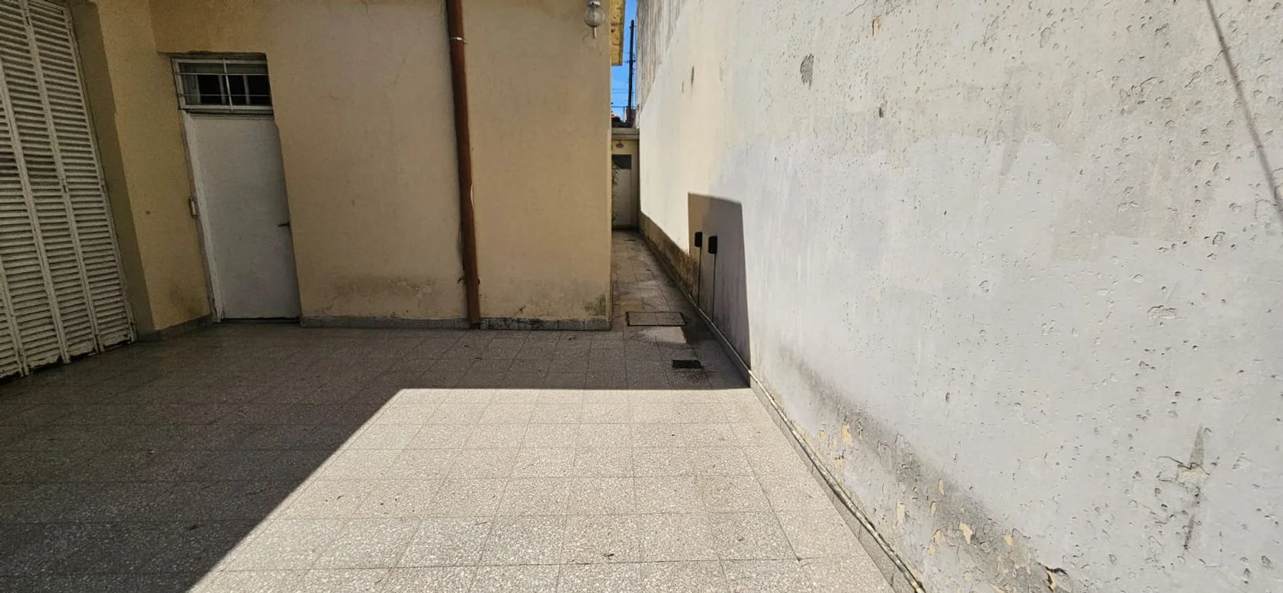 Alquiler casa 5 ambientes con jardin en quilmes, foto 5
