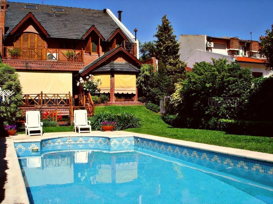 Casa tríplex en venta en Villa Martelli, foto 2