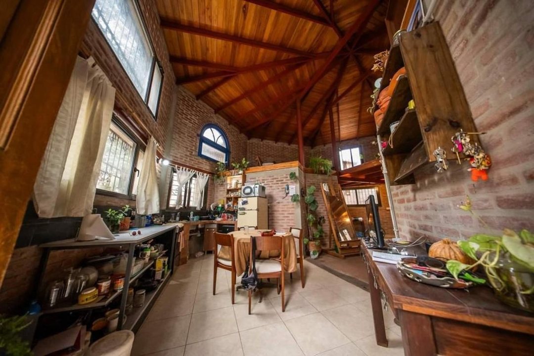 SE VENDE CASA 2 DORMITORIOS EN UNQUILLO