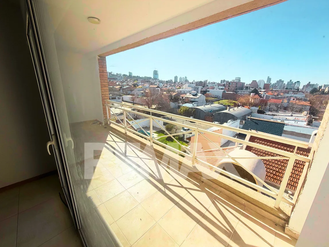 Departamento en alquiler en Neuquén, Roca 1200, foto 4