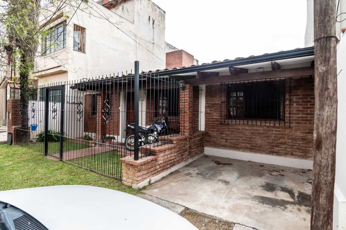CASA EN VENTA EN GRAND BOURG 3 DORMITORIOS - foto 4