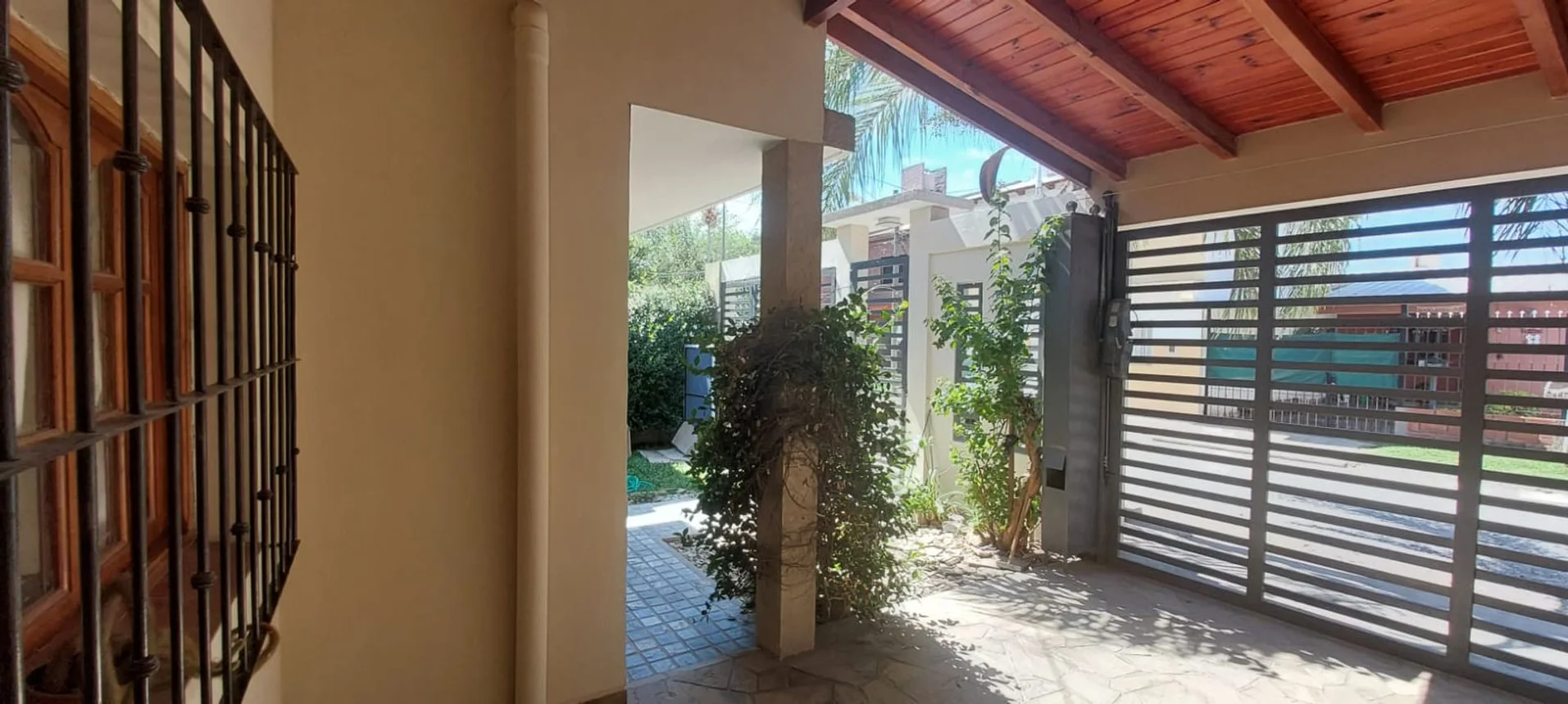 Casa de 6 ambientes en alquiler en Salta, Manzana 3 0, foto 4
