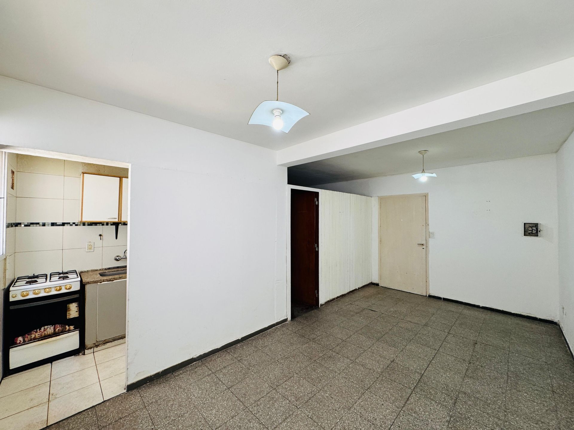 Venta departamento 1 dormitorio con patio, Ciudad