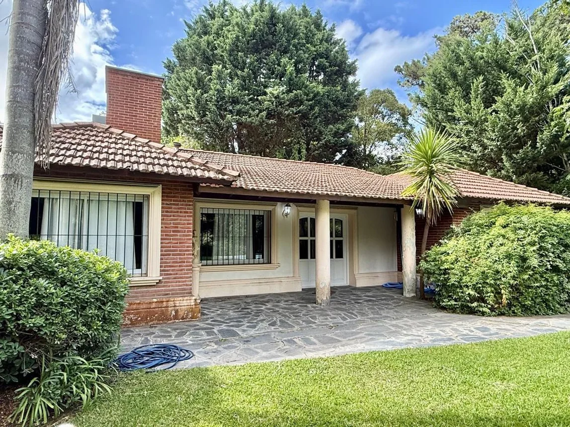 Casa en venta en Pinamar, foto 3
