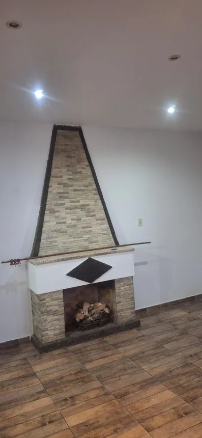 Casa en venta en Lanús Oeste, foto 2