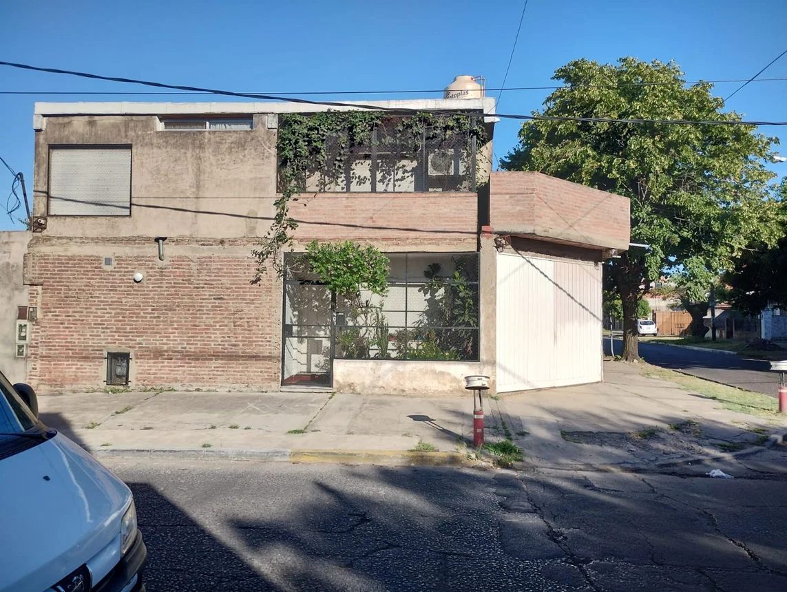 PH de 3 ambientes en venta en San Justo, Coronel Terrada 4400