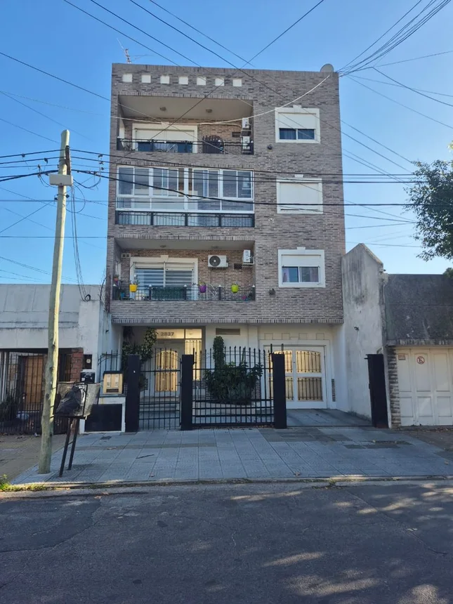 Tríplex en venta en Lanús Oeste, foto 3