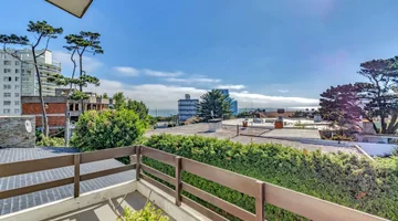 CASA RECICLADA VENTA PLAYA MANSA A PASOS DEL MAR