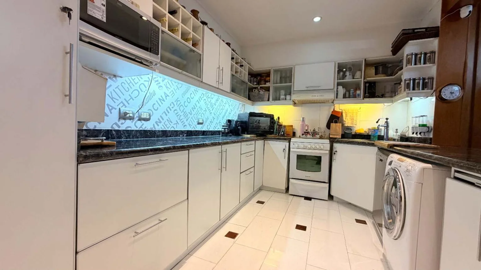 PH de 4 ambientes en venta en Hurlingham, Hernan Cortés 2200, foto 3