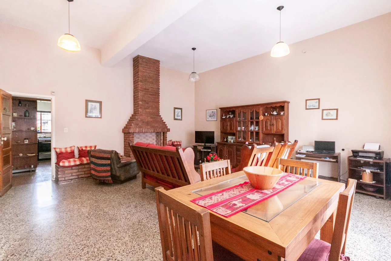 Casa en venta en Remedios de Escalada, foto 2