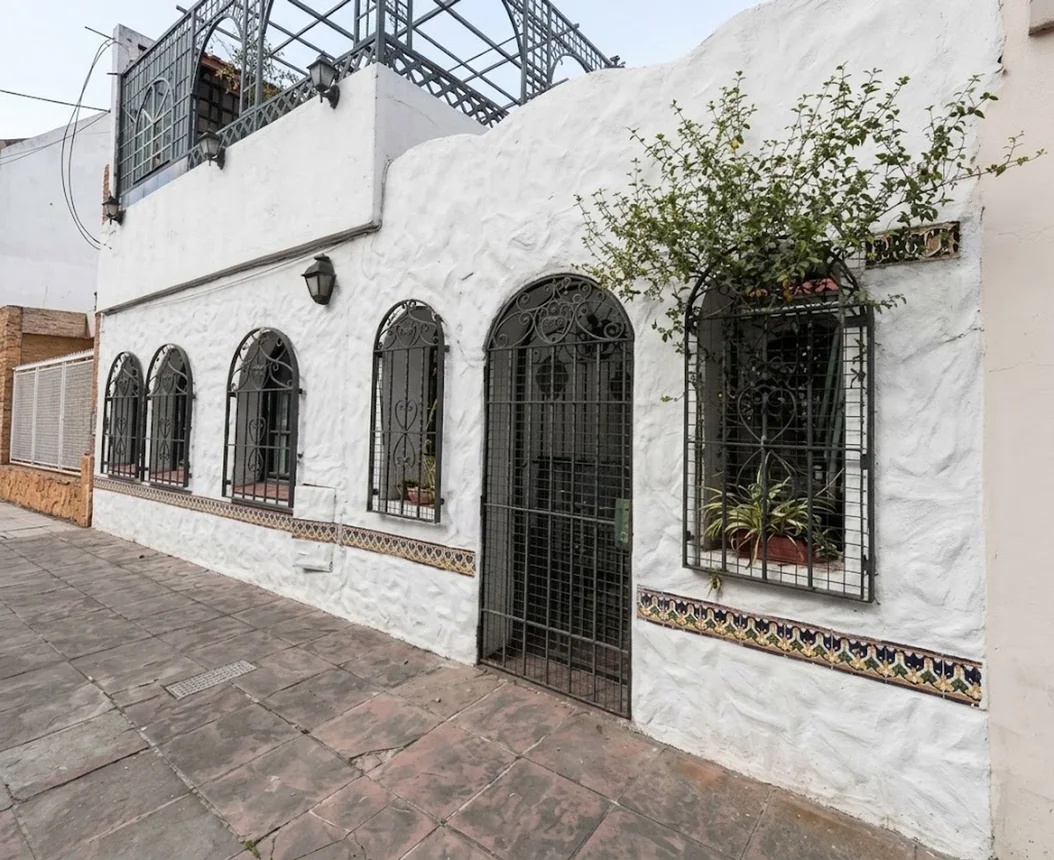 Casa de 3 ambientes en venta en Santos Lugares, Portugal 1600, foto 3