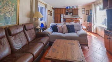 VENTA CASA BRAZO ORIENTAL 3 DORM 2BAÑOS 2 GGE BBQ