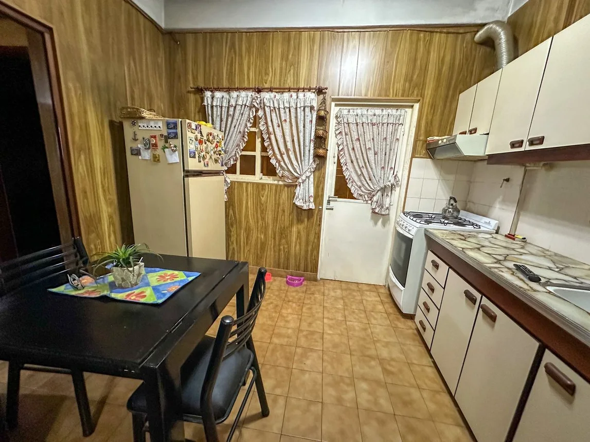 PH de 6 ambientes en venta en Caseros, Esteban Merlo 4300, foto 3