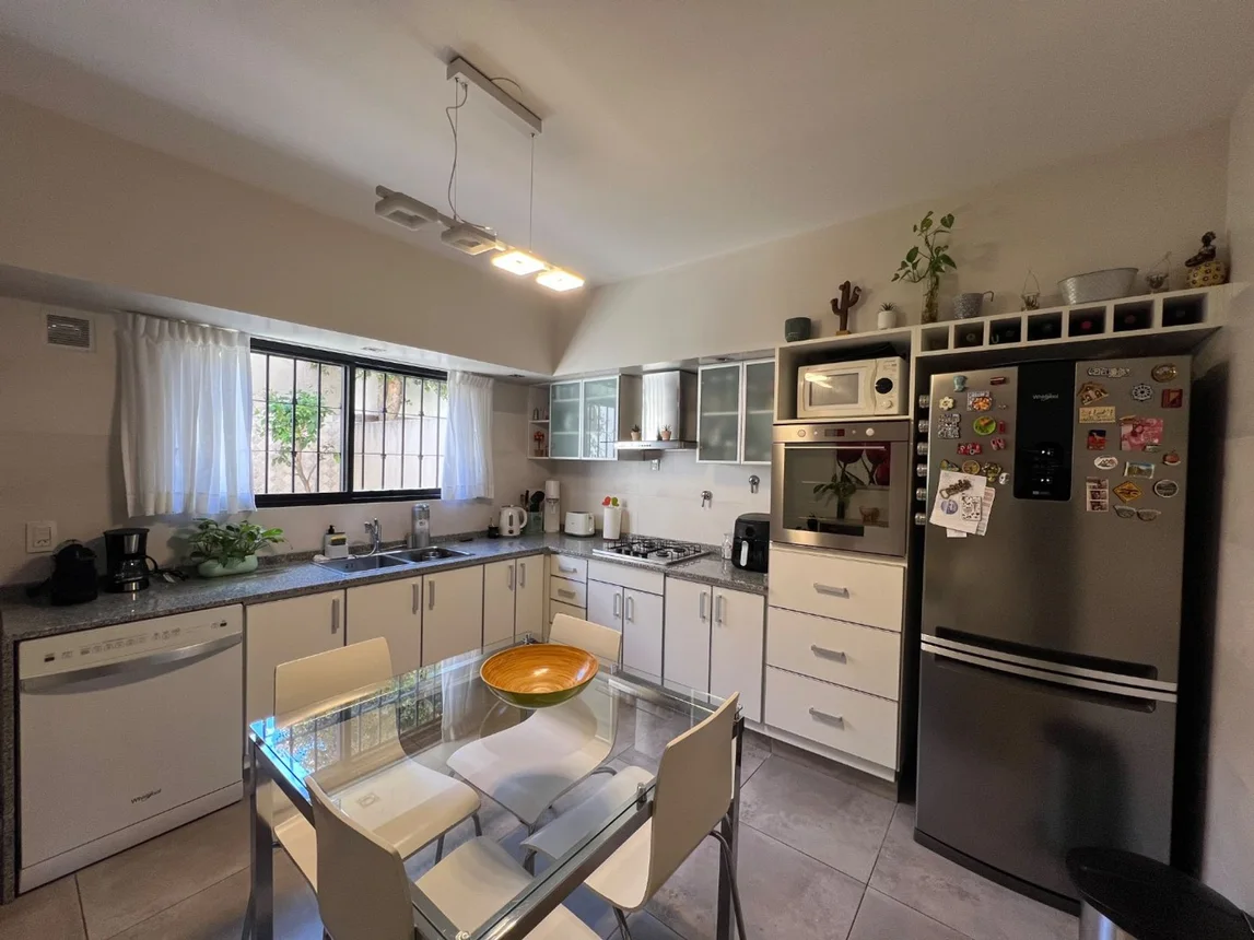 Casa tríplex de 5 ambientes en venta en Mataderos, Severo García Grande de Zequeira 5900, foto 3