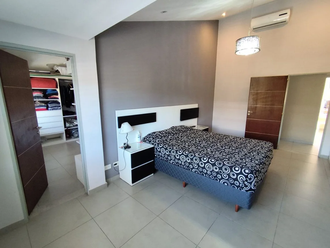 Casa en venta en El Palomar, foto 3