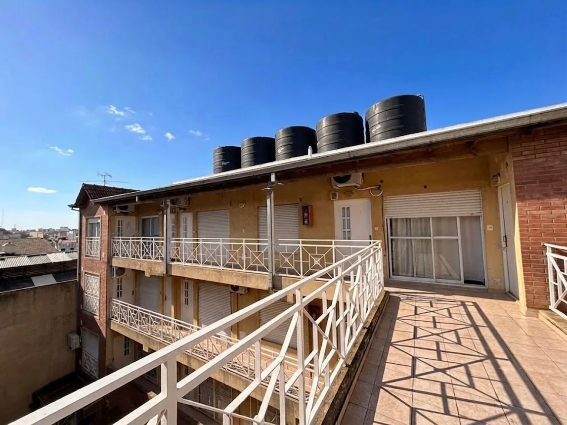 Departamento de 2 ambientes en venta en Parque Chacabuco, Del Barco Centenera 1800