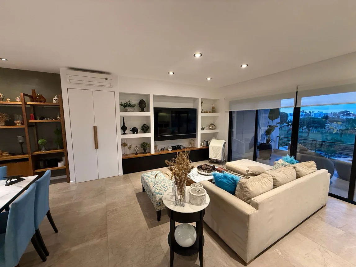 Casa en venta en Pilar, foto 2