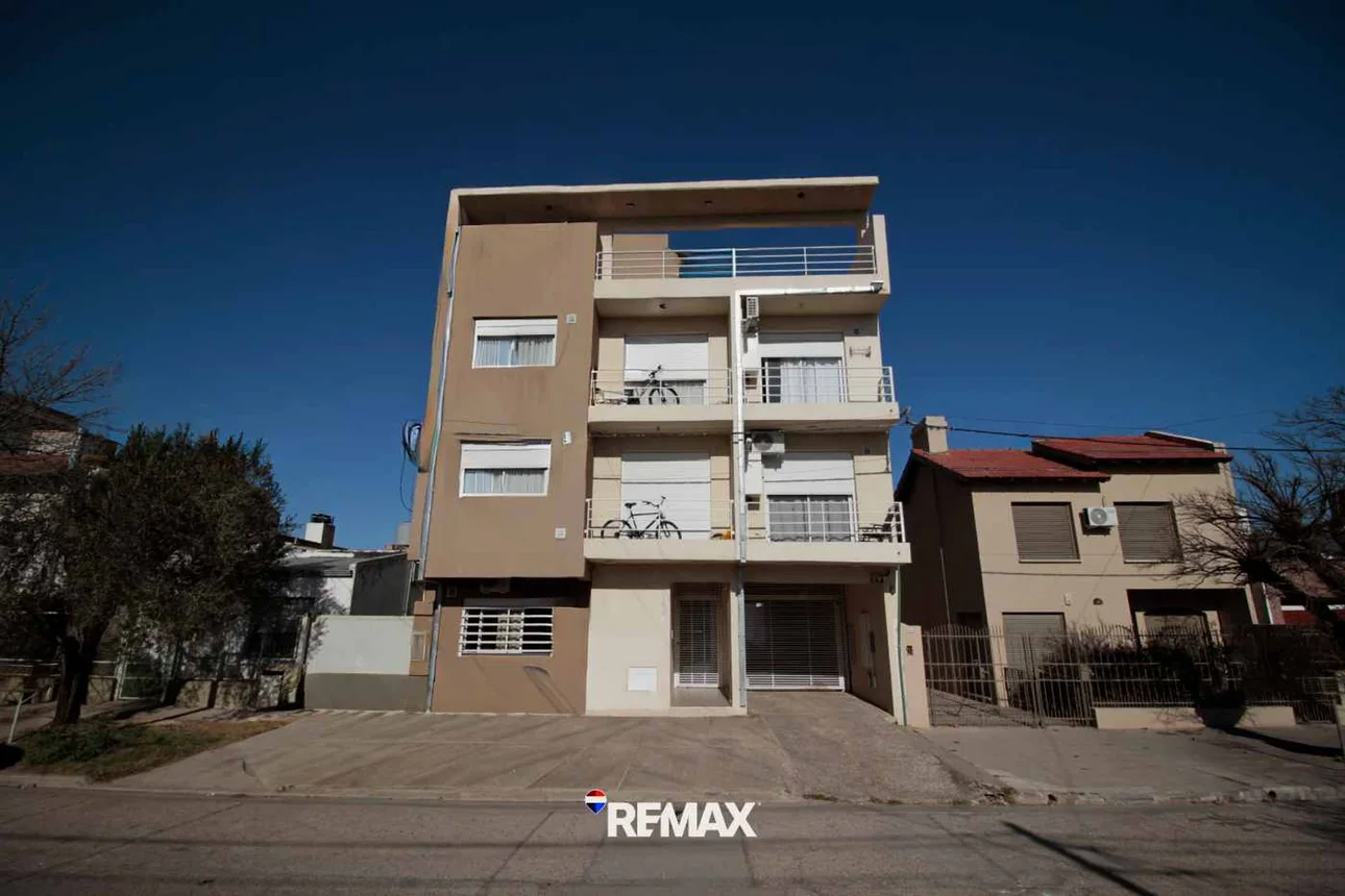 Departamento de 2 ambientes en venta en Bahía Blanca, República de Siria 1800