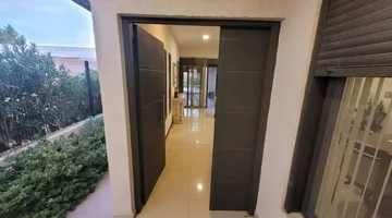 CASA 3 DORMITORIO JARDÍN Y PILETA LUJÁN B° PRIVADO