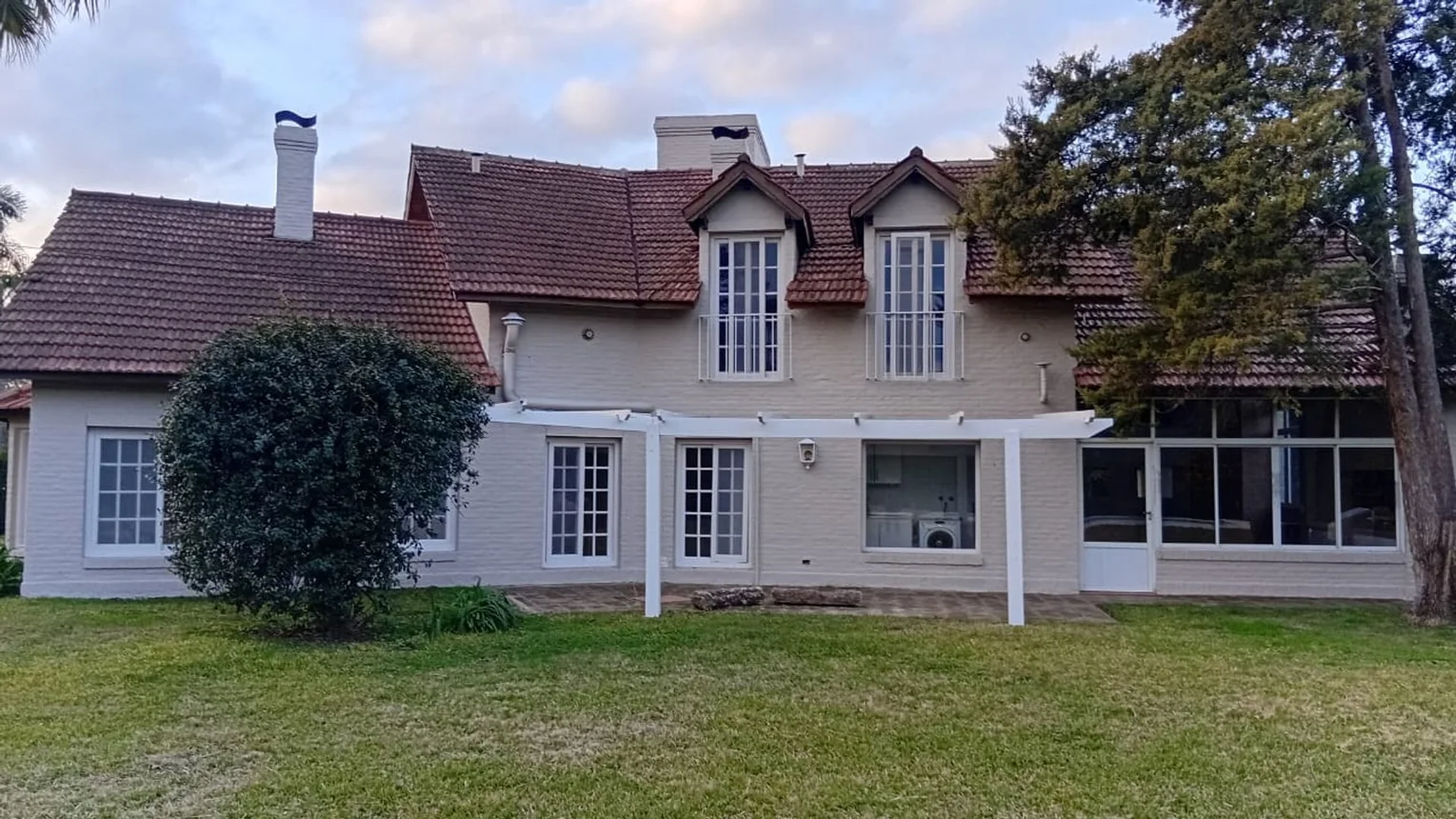 Casa en alquiler en Pilar, Pilinco 0