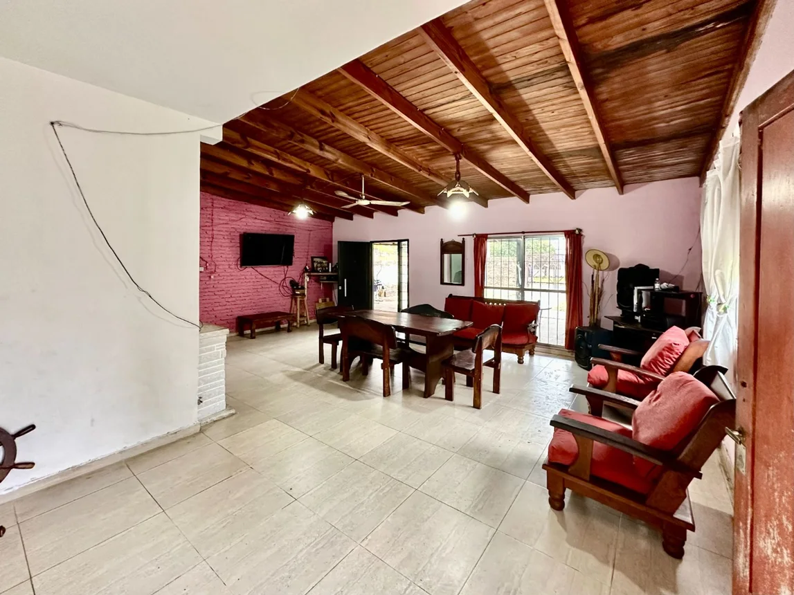 Casa en venta en Temperley, foto 2