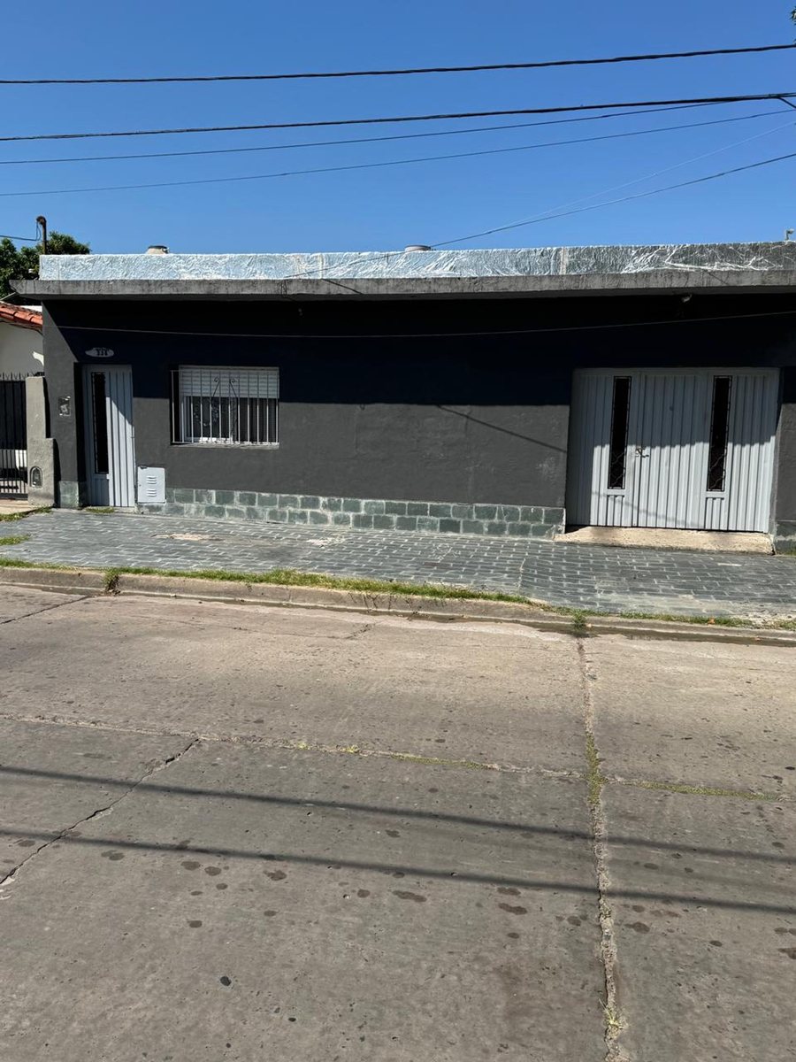 CASA EN LLAVALLOL