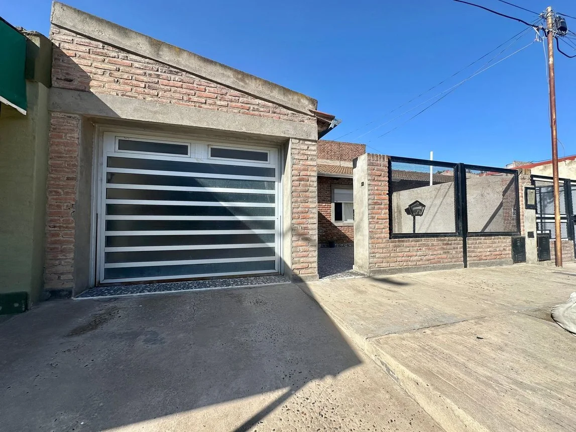 Casa en venta en posta rolando al 4000, foto 1