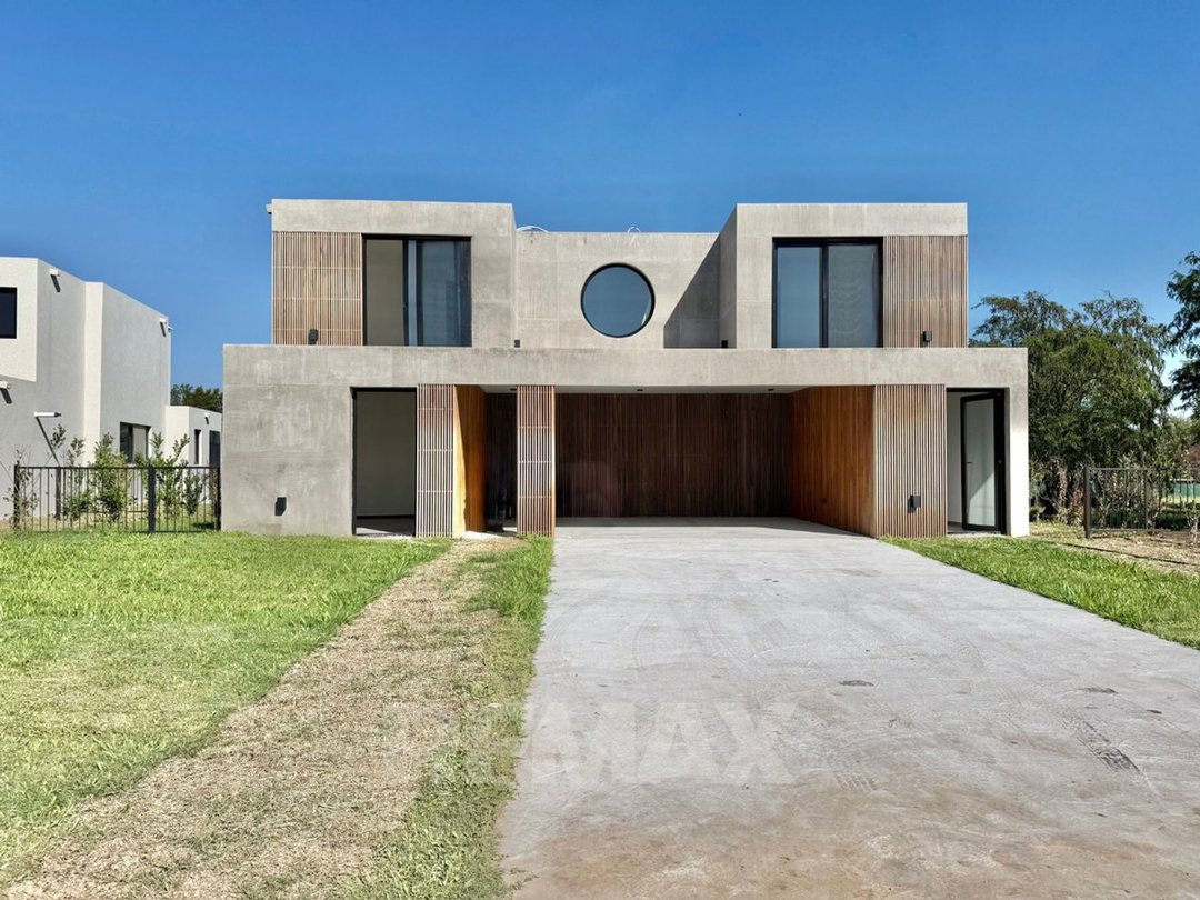 VENTA CASA 5 AMB. PILARA TILBURY FINANCIACIÓN