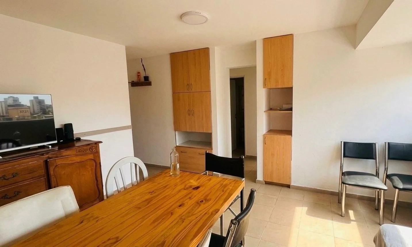 Departamento de 3 ambientes en venta en La Plata, 24 E/ 68 y 69 1700
