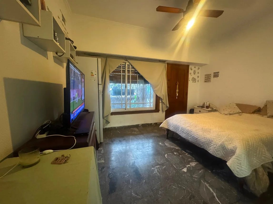 PH de 3 ambientes en venta en Valentín Alsina, Coronel Sayos 2300
