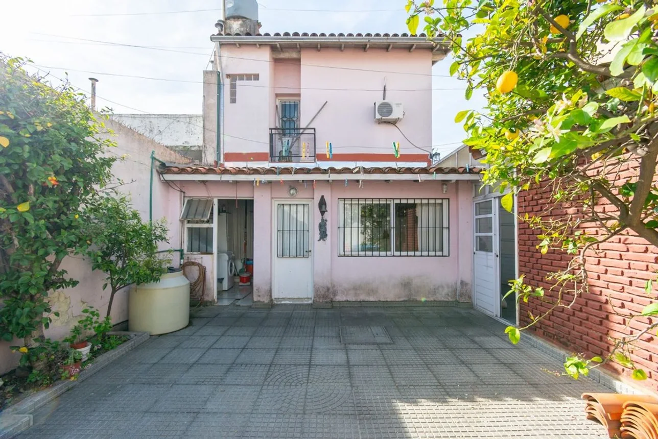 Casa en venta en Villa Sarmiento, foto 5