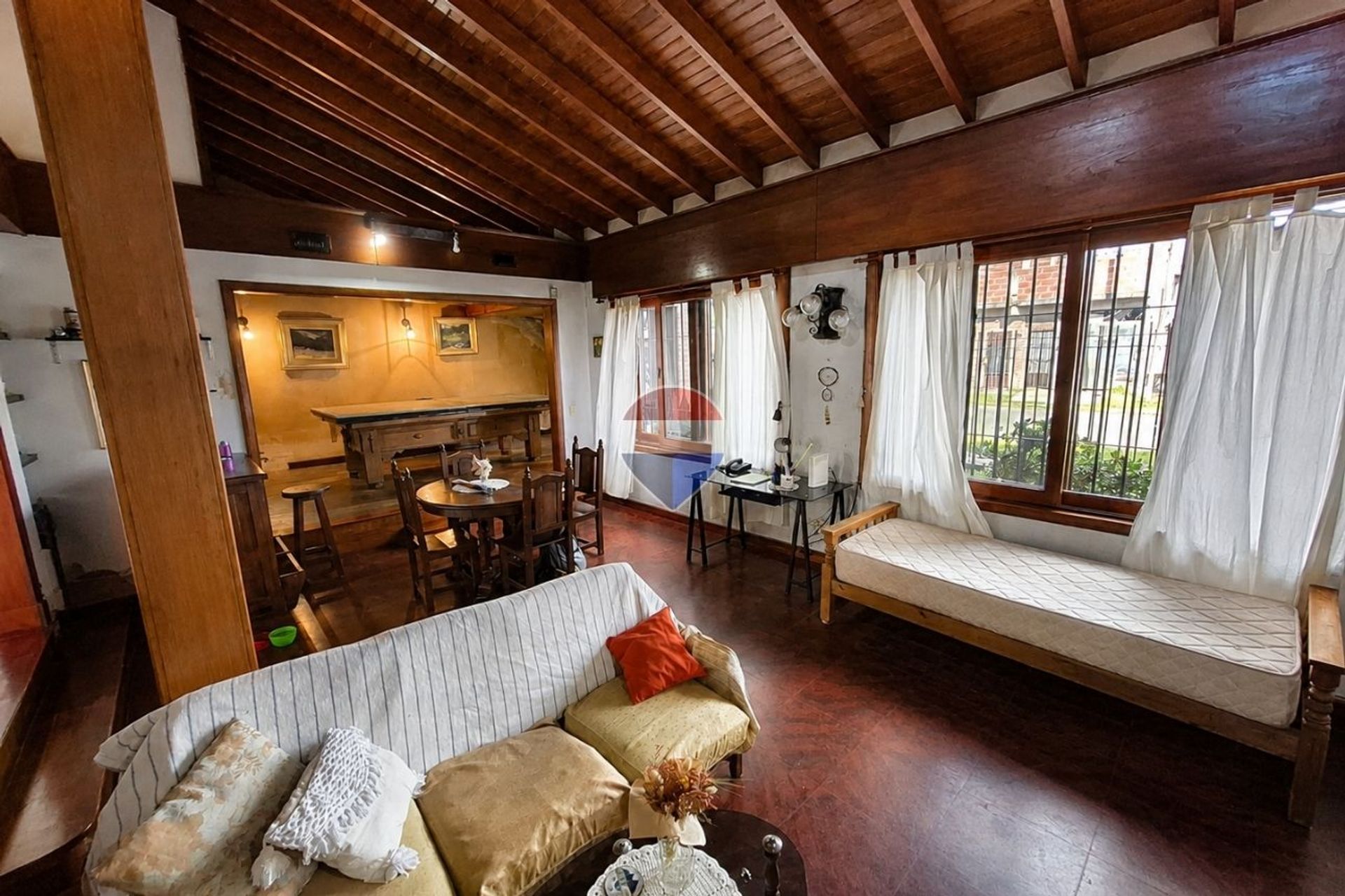 Foto 8 — VENTA CASA 4 AMB COCHERA Y PILETA VILLA LA FLORIDA