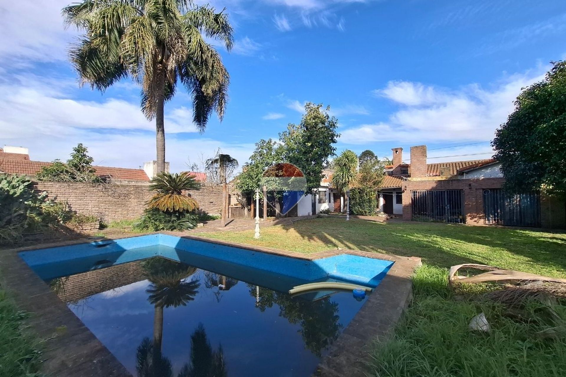 Foto 2 — VENTA CASA 4 AMB COCHERA Y PILETA VILLA LA FLORIDA